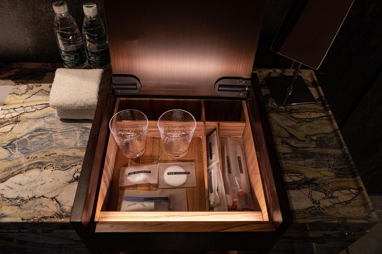 Mumian Beijing Daxing International Airport, Part Of Hyatt Hotel Eksteriør billede A drawer with a built-in light